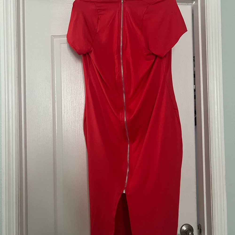 SHEIN Red Off-Shoulder Flutter Sleeve Bodycon Dress